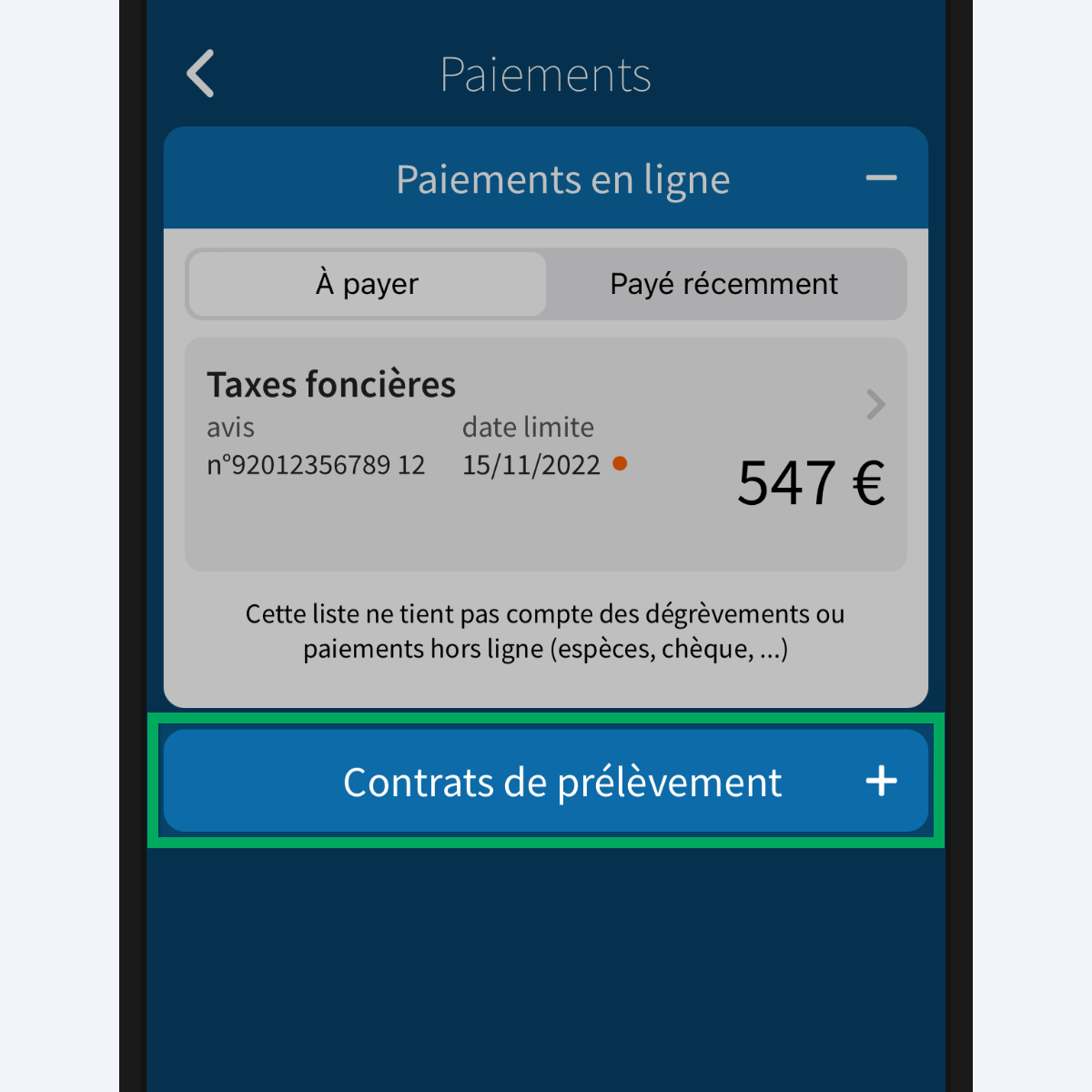 Capture d’écran de l’application présentant la page « Paiements ». Le deuxième module, intitulé « Contrats de prélèvement » et présenté à l'état fermé et est encadré.